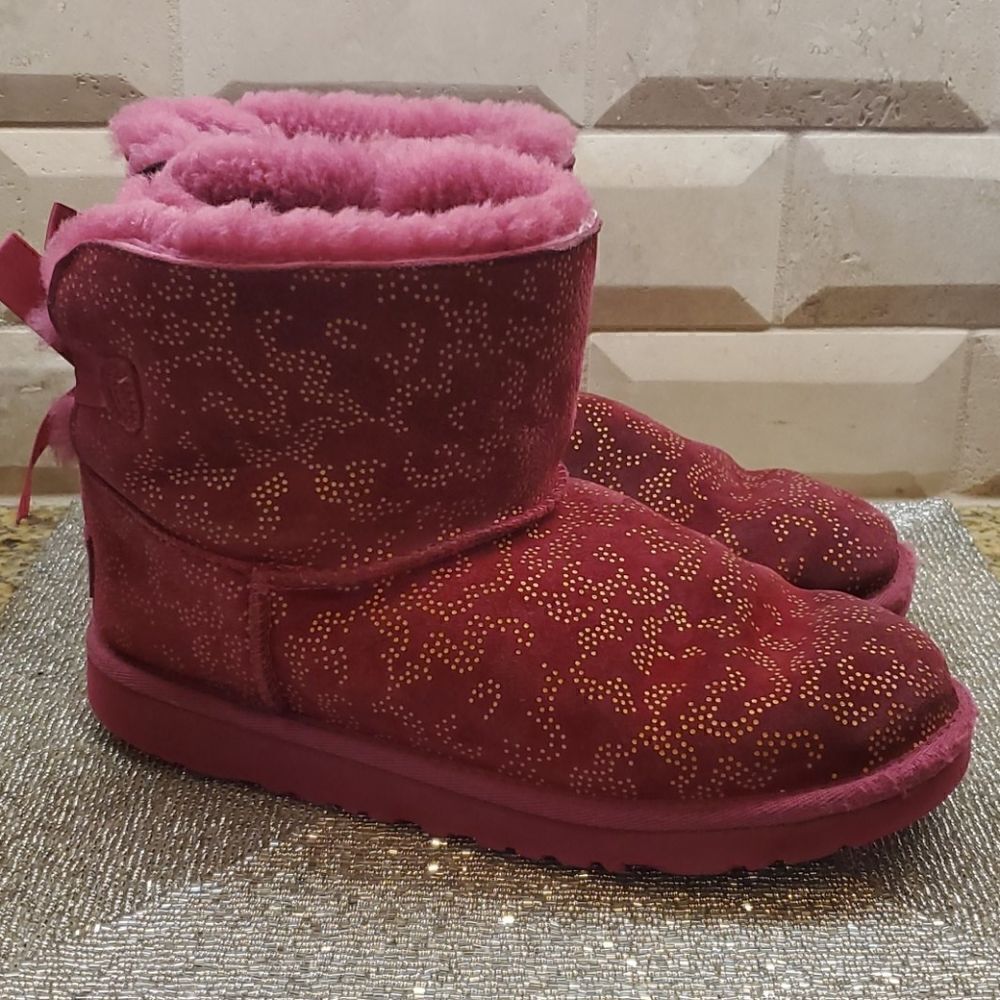 UGG Metallic Short Boots - Size 5